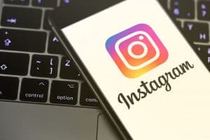Read more about the article What are The Benefits of Having a lot of Instagram Followers